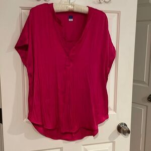 Old Navy Hot Pink Button Top ❤️